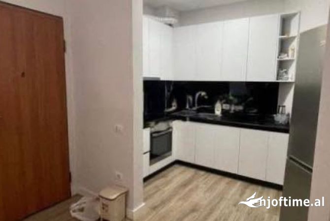 Shtepi me qera 2+1 ne Tirane - 50,000 Leke