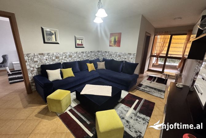 Shtepi me qera 2+1 ne Tirane - 400 Euro