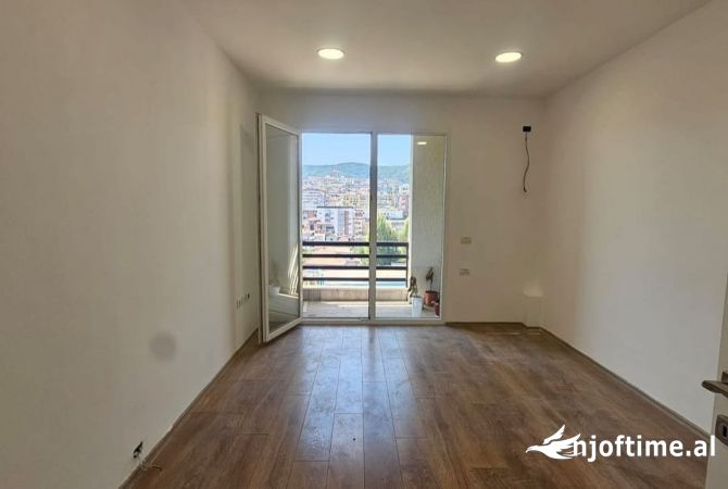 Shtepi ne shitje 2+1 ne Tirane - 250,000 Euro