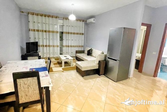 Shtepi me qera 2+1 ne Tirane - 550 Euro