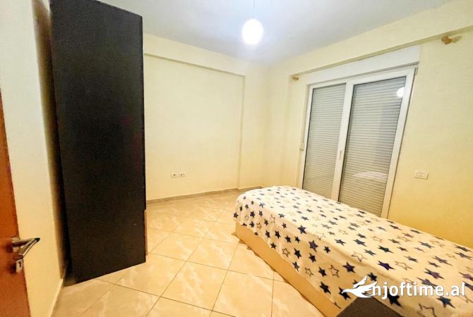 Shtepi me qera Apartament ne Tirane, 2+1, Mobilimi E mobiluar, Pagesa 550  Euro.