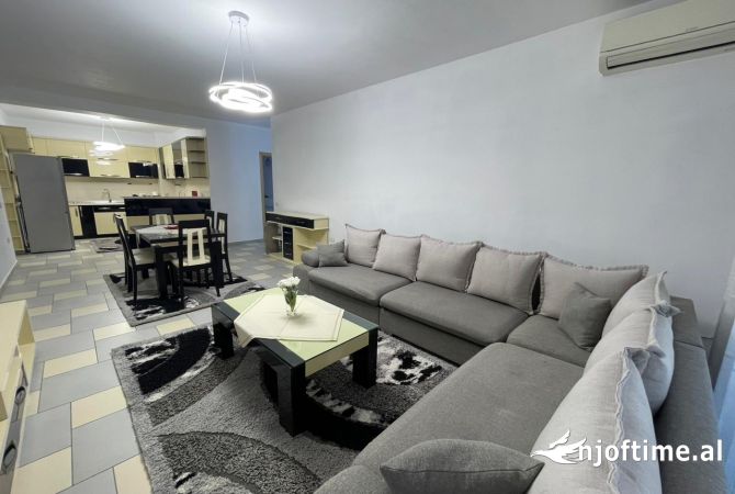 Shtepi me qera 3+1 ne Tirane - 800 Euro