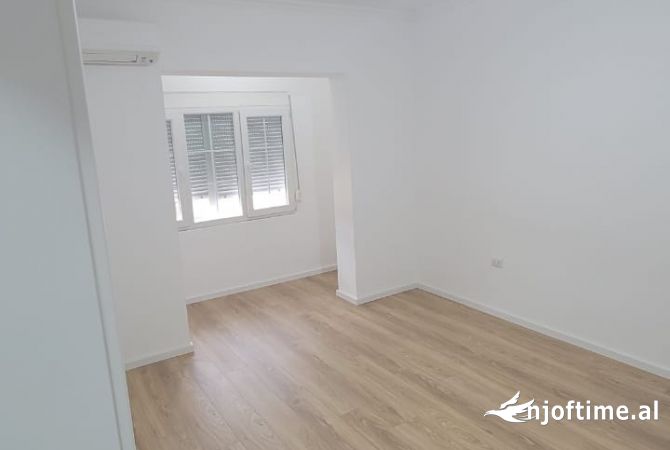 Shtepi ne shitje 1+1 ne Tirane - 135,000 Euro