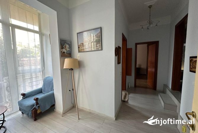 Shtepi me qera 2+1 ne Tirane - 600 Euro