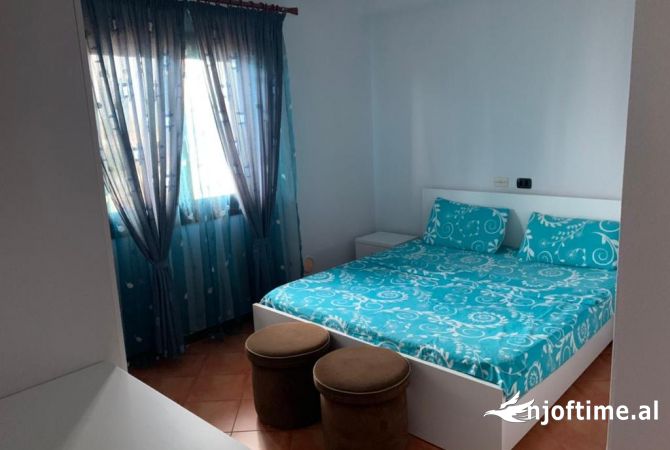 Shtepi me qera 2+1 ne Tirane - 450 Euro