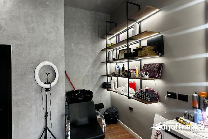 Ambient biznesi me qera 1+1 ne Tirane - 350 Euro