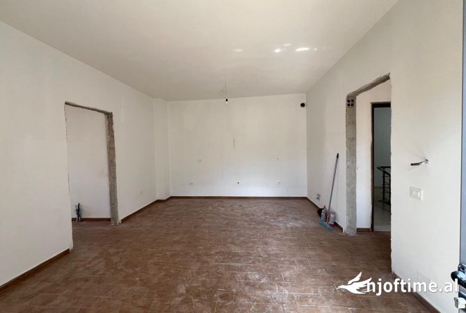 Shtepi ne shitje 3+1 ne Tirane - 131,000 Euro