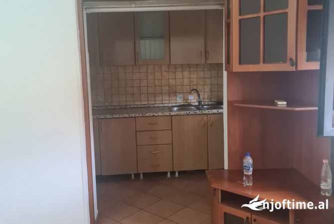 Shtepi ne shitje 1+1 ne Tirane - 115,000 Euro