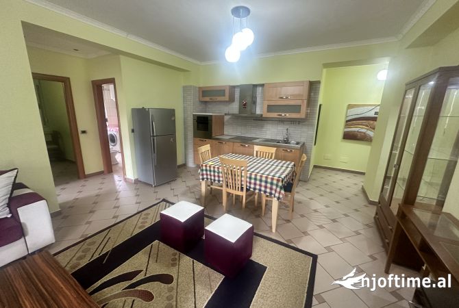 Shtepi me qera 1+1 ne Tirane - 600 Euro