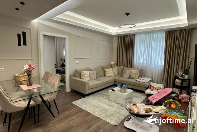 Shtepi ne shitje 2+1 ne Tirane - 190,000 Euro