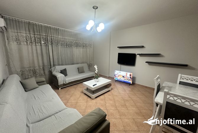 Shtepi me qera 2+1 ne Tirane - 630 Euro