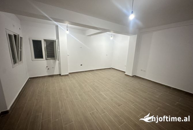Shtepi ne shitje 1+1 ne Tirane - 129,000 Euro