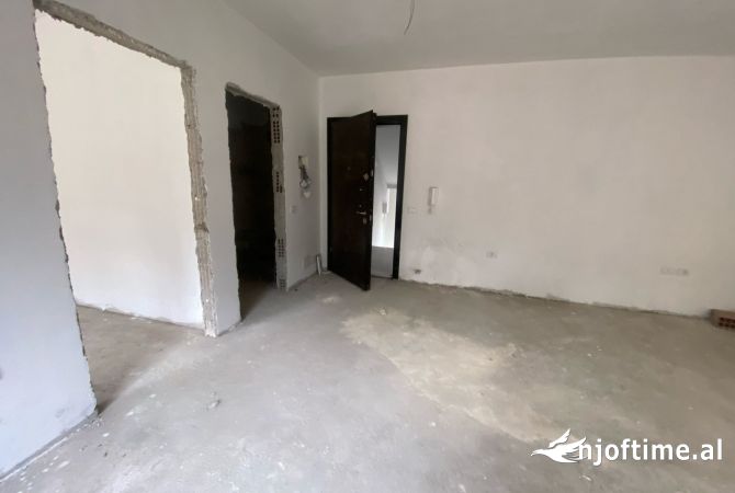 Shtepi ne shitje 1+1 ne Tirane - 103,000 Euro