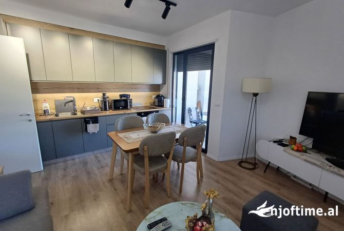 Shtepi ne shitje 2+1 ne Tirane - 140,000 Euro