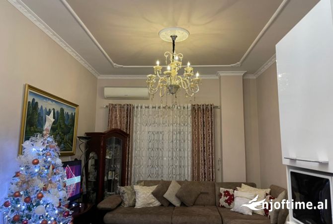 Shtepi ne shitje 2+1 ne Tirane - 205,000 Euro