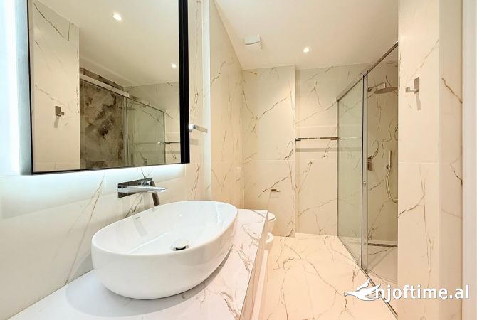 Shtepi me qera Apartament ne Tirane, 1+1, Mobilimi E mobiluar, Pagesa 1,000  Euro.