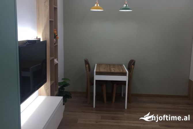Shtepi me qera 1+1 ne Tirane - 550 Euro