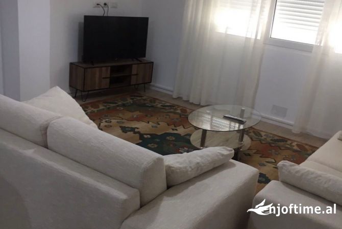 Shtepi ne shitje 1+1 ne Tirane - 142,000 Euro
