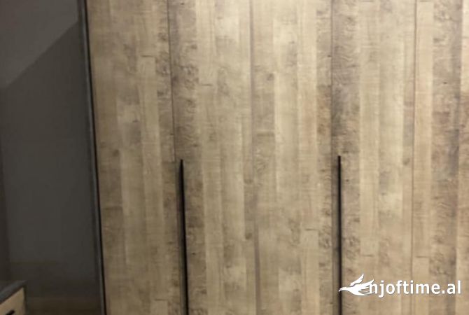 Shtepi me qera Shtepi Private ne Tirane, 1+1, Mobilimi E mobiluar, Pagesa 400  Euro.