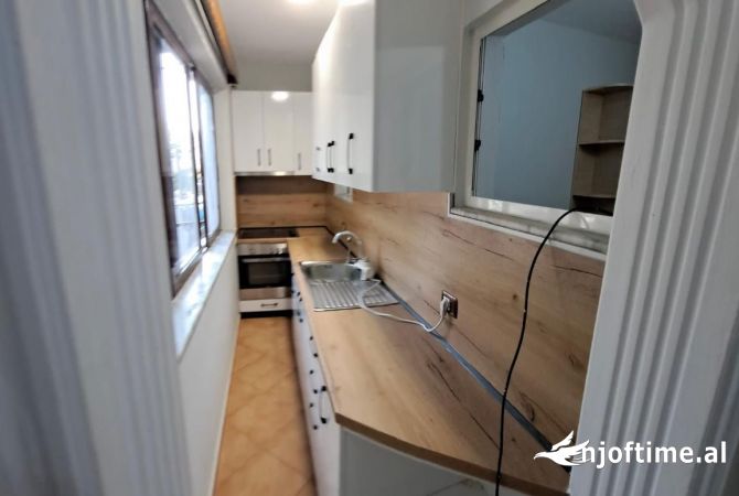 Shtepi me qera 2+1 ne Tirane - 450 Euro