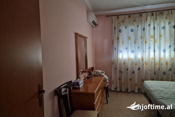 Shtepi ne shitje 2+1 ne Tirane - 220,000 Euro
