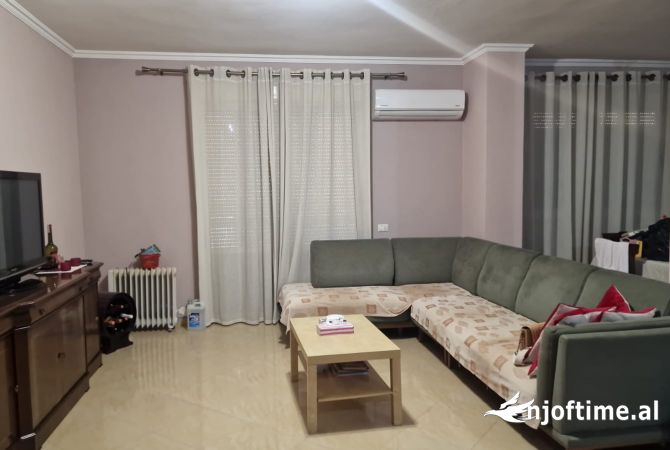 Shtepi ne shitje 2+1 ne Tirane - 220,000 Euro