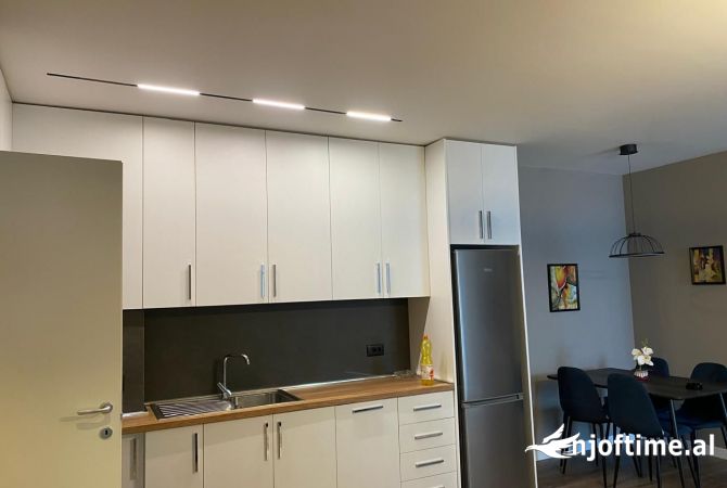 Shtepi me qera Apartament ne Tirane, 1+1, Mobilimi E mobiluar, Pagesa 600  Euro.