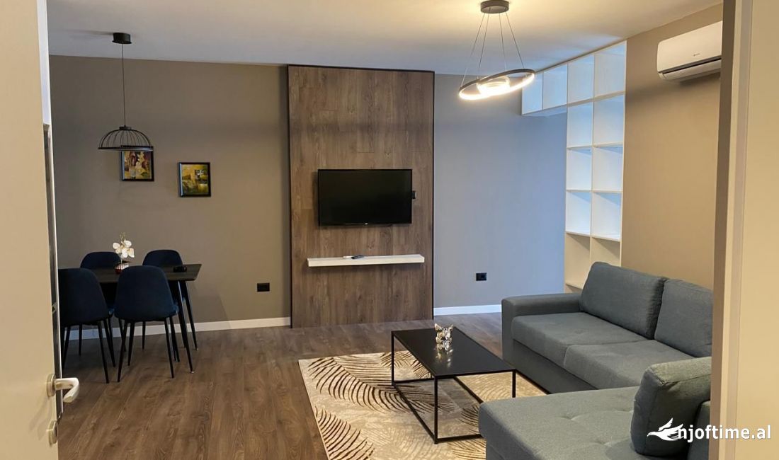 Shtepi me qera Apartament ne Tirane, 1+1, Mobilimi E mobiluar, Pagesa 600  Euro.