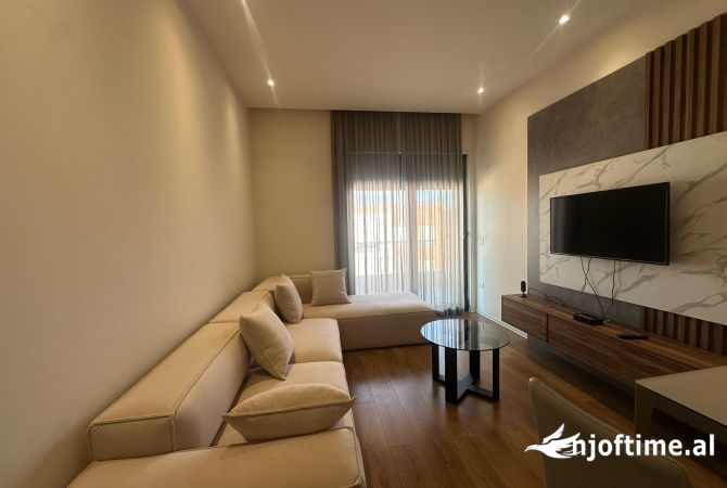 Shtepi me qera 1+1 ne Tirane - 750 Euro