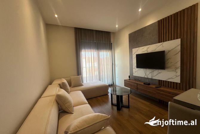 Shtepi me qera 1+1 ne Tirane - 750 Euro