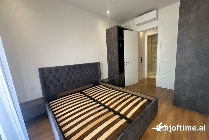 Shtepi me qera Apartament ne Tirane, 1+1, Mobilimi E mobiluar, Pagesa 750  Euro.