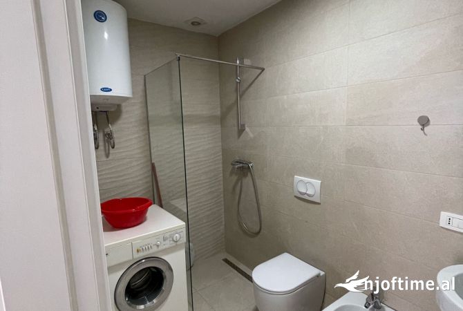 Shtepi me qera Apartament ne Tirane, 2+1, Mobilimi E mobiluar, Pagesa 600  Euro.