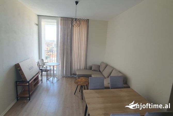 Japim me qera apart 1+1 prane Shkolles se Kuqe