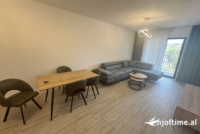 Shtepi me qera 1+1 ne Tirane - 400 Euro