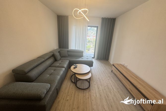 Shtepi me qera 1+1 ne Tirane - 400 Euro