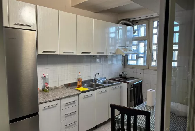 Shtepi me qera 1+1 ne Tirane - 62,000 Leke