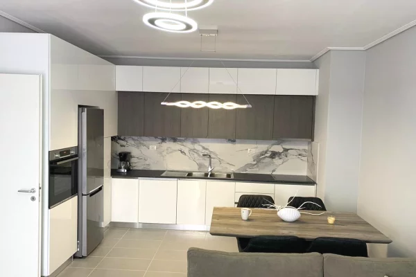 Shtepi me qera 2+1 ne Tirane - 600 Euro