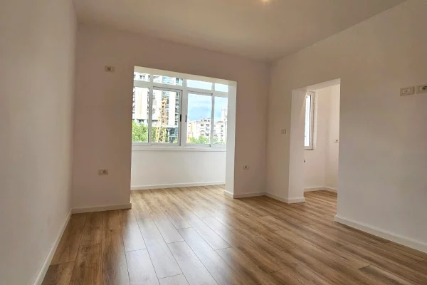 House for Sale Garsoniere in Tirana - 93,000 Euro