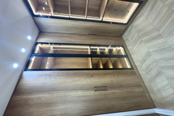 Shtepi me qera Apartament ne Tirane, 2+1, Mobilimi E mobiluar, Pagesa 1,550  Euro.