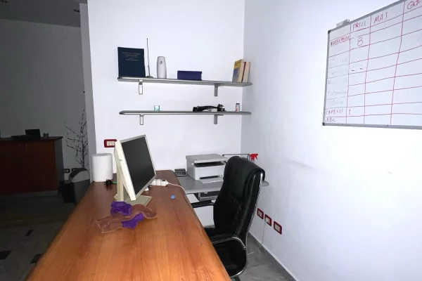 Jepet me Qira Ambient Biznesi / Zyre ne Qender te Tiranes