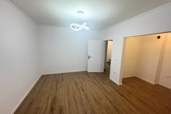 Shtepi ne shitje 1+1 ne Tirane - 95,000 Euro