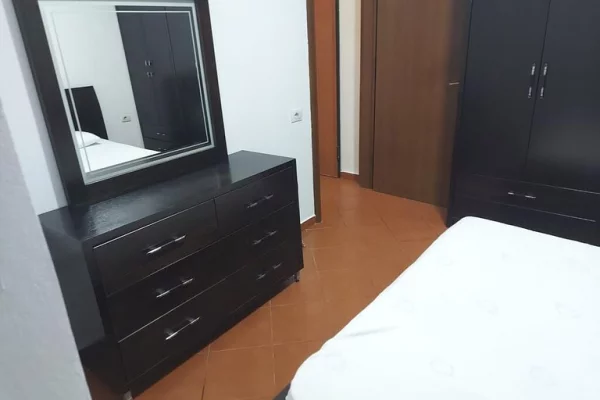 Shtepi me qera 1+1 ne Tirane - 500 Euro