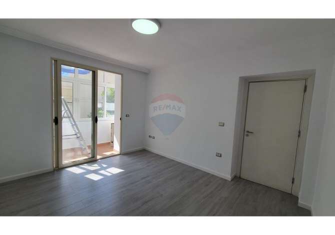 Jepet me qira zyra tek Ura e Tabakeve