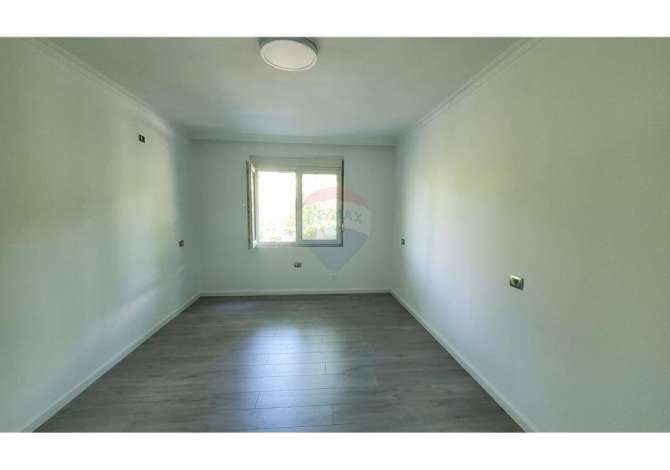 Jepet me qira zyra tek Ura e Tabakeve