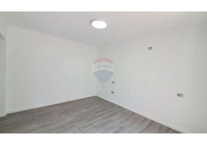 Jepet me qira zyra tek Ura e Tabakeve