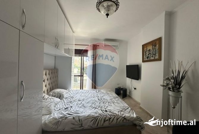 Shtepi me qera Garsoniere ne Tirane - 550 Euro