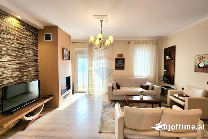 Shtepi me qera 1+1 ne Tirane - 800 Euro