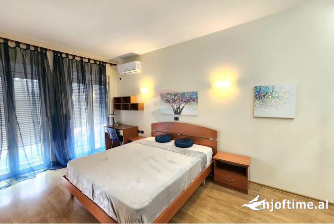 Shtepi me qera Apartament ne Tirane, 1+1, Mobilimi E mobiluar, Pagesa 800  Euro.