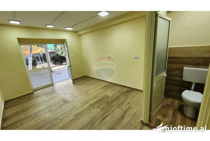 Ambient biznesi me qera 1+1 ne Tirane - 47,000 Leke