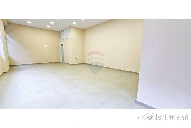 Ambient biznesi me qera 3+1 ne Tirane - 600 Euro